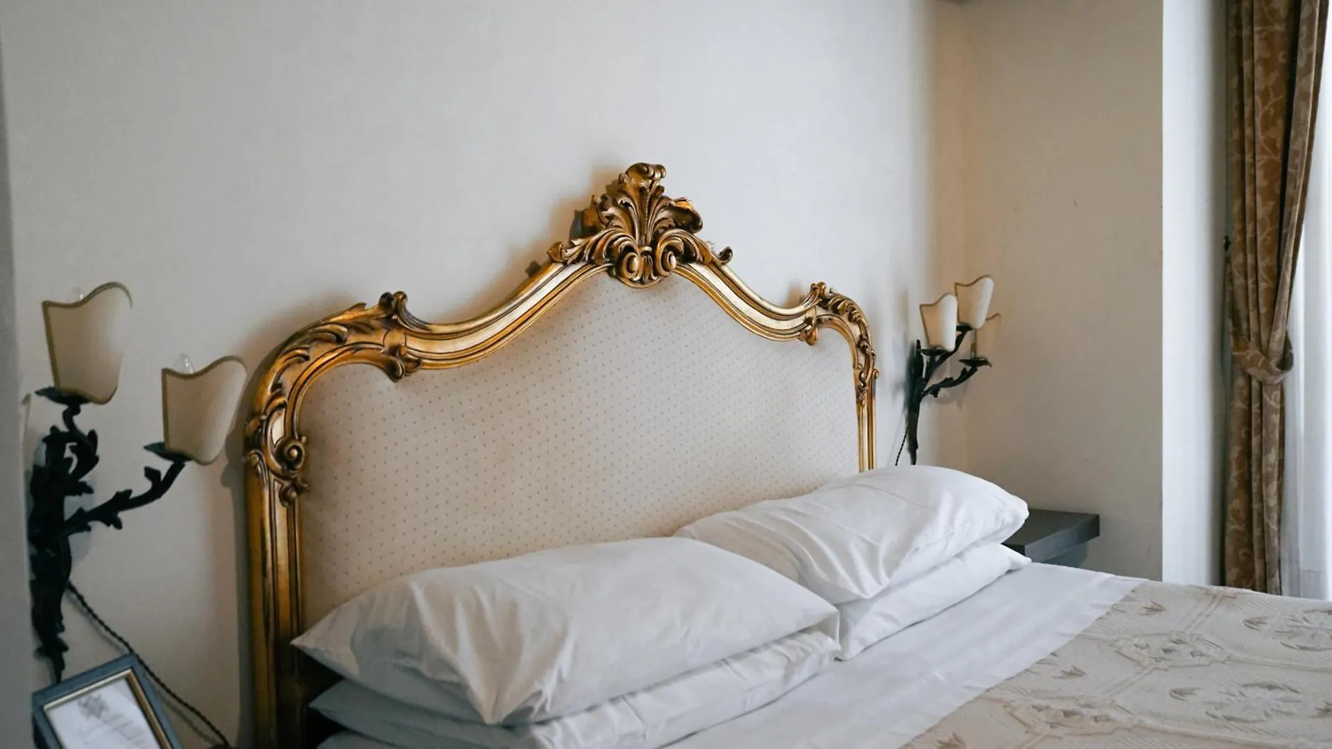 Antica Palermo R&B Bed and Breakfast 0*,